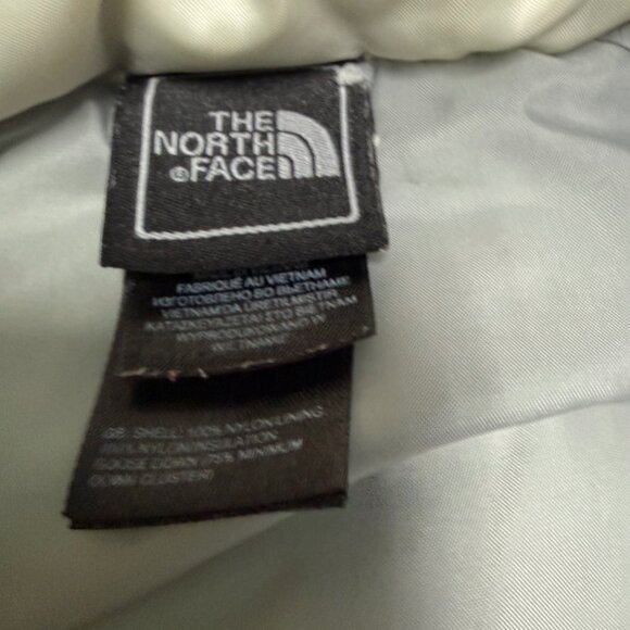 The North Face Aconcagua 550 Down Vest Women’s M Ivory EUC - Picture 9 of 15